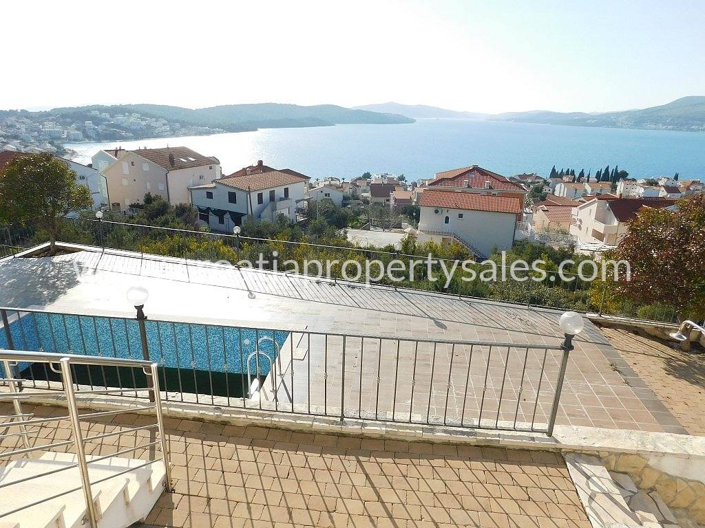 Trogir/Ciovo apartment for sale 2942 Croatia Property Sales
