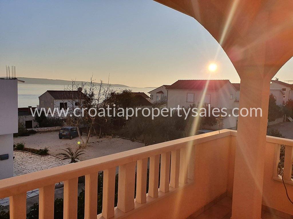 Trogir/Ciovo apartment for sale 3152