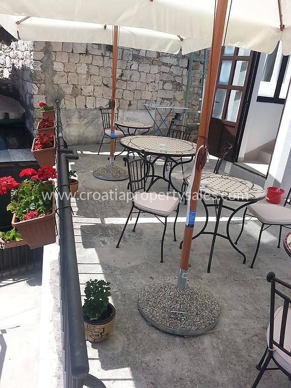 Split house for sale 3308 Croatia Property Sales