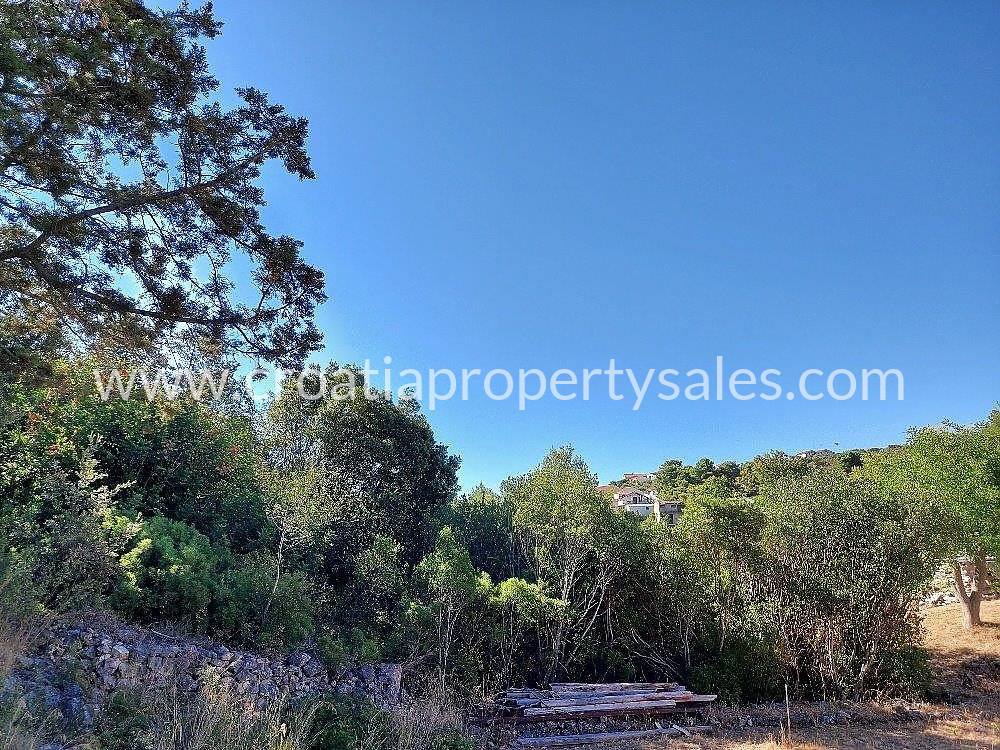 Vis building land for sale 3426 Croatia Property Sales