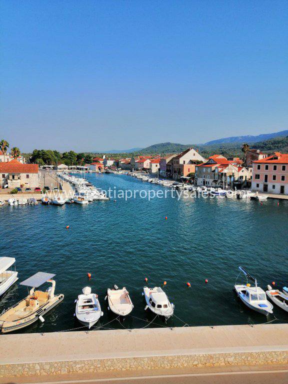 Hvar old stone house for sale 3854 Croatia Property Sales