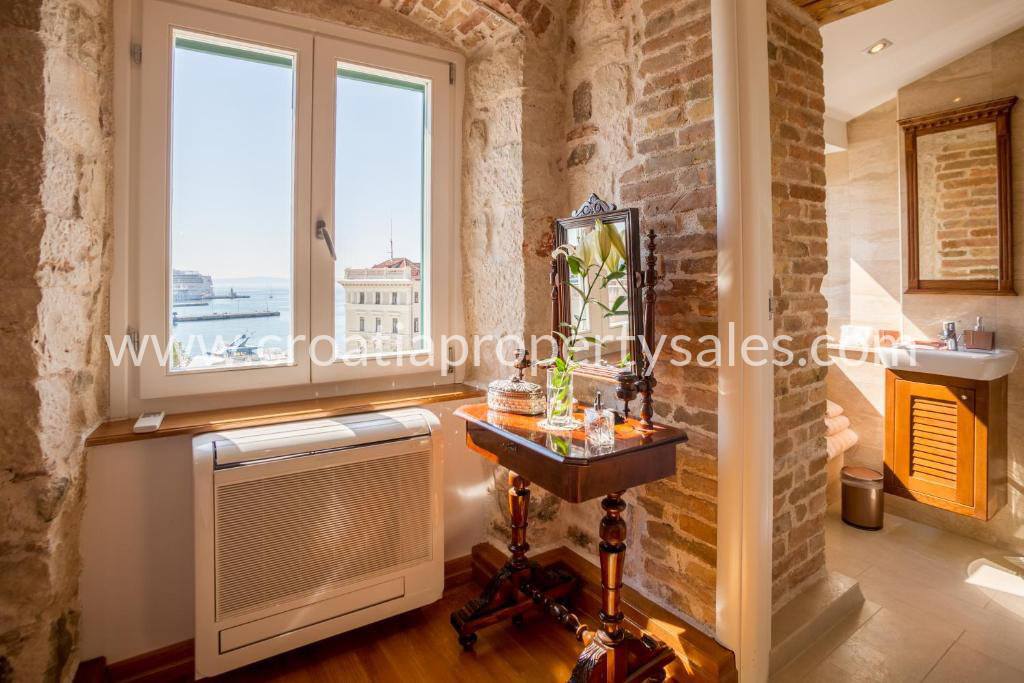 Split apartment for sale 3978 Croatia Property Sales