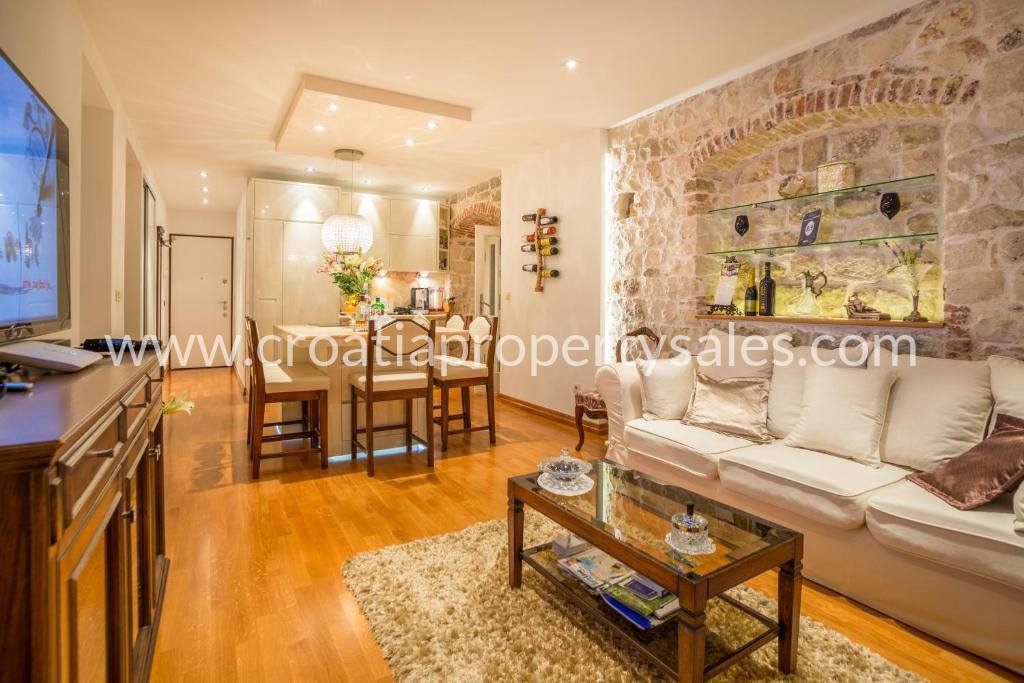 Split apartment for sale 3978 Croatia Property Sales