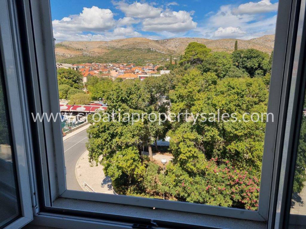 Trogir/Ciovo apartment for sale 4138