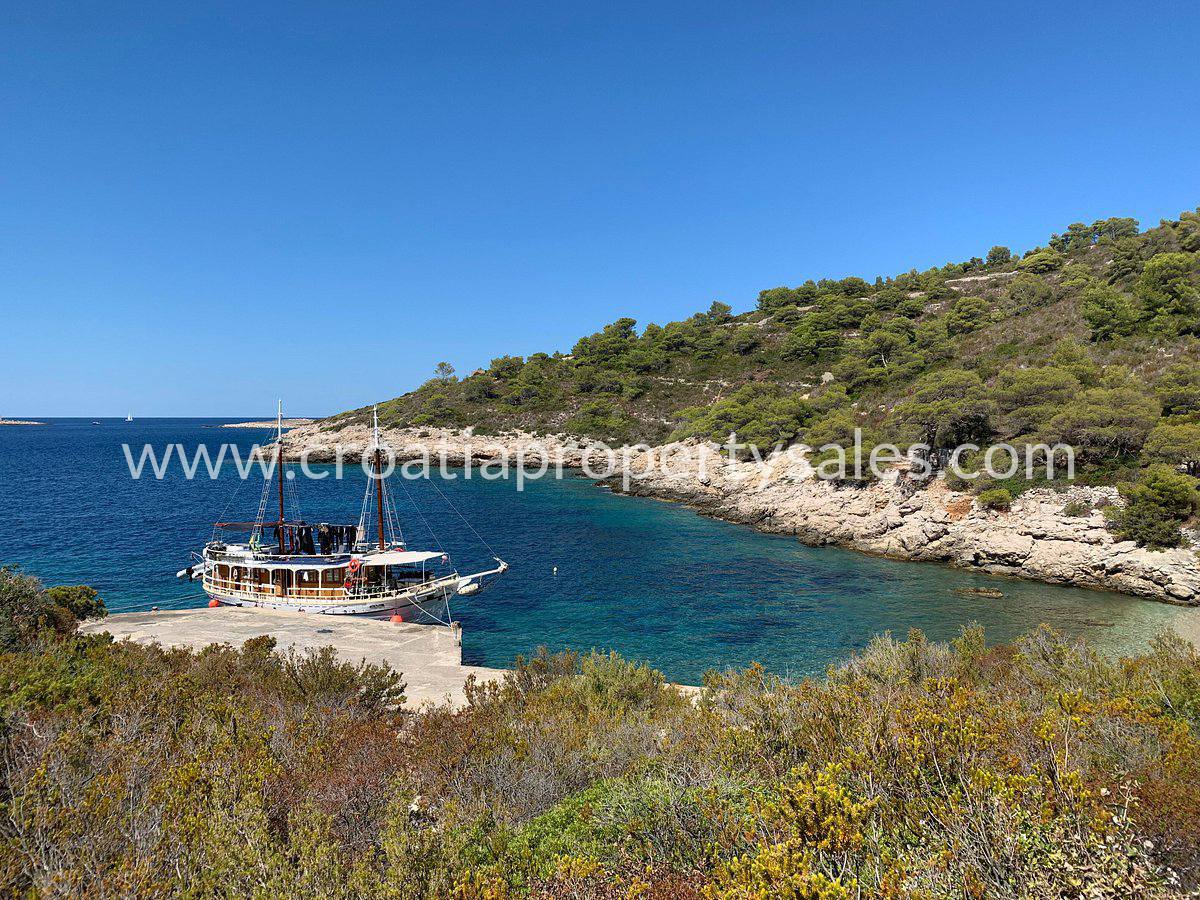 Vis building land for sale 4267 Croatia Property Sales