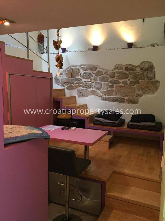 Split house for sale 4384 Croatia Property Sales