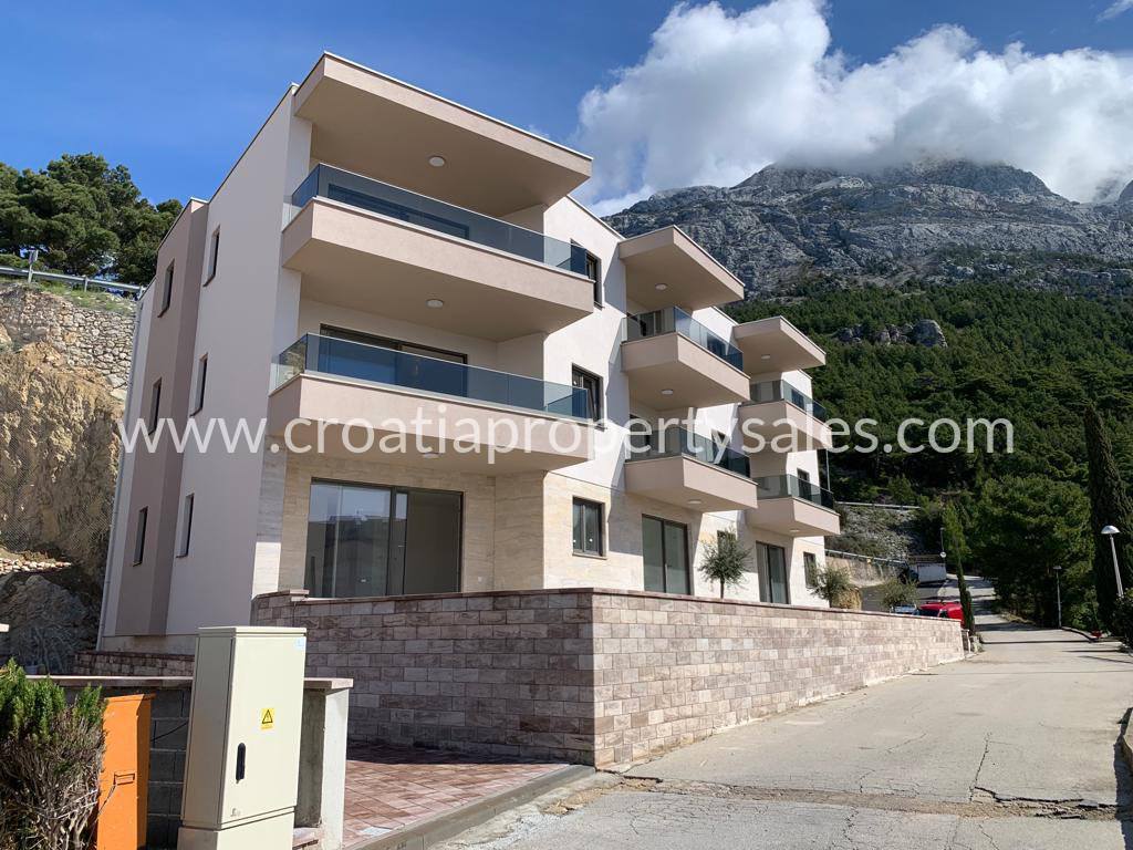 Makarska apartment for sale 4470 Croatia Property Sales