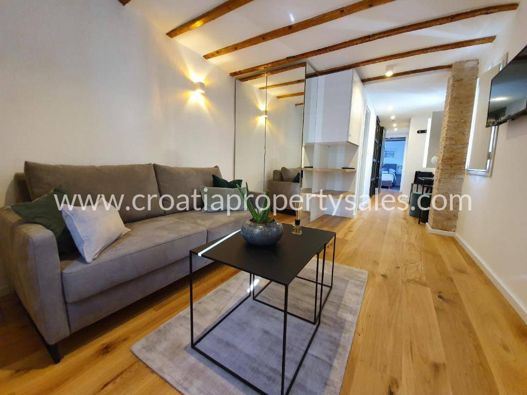 Split house for sale 4604 Croatia Property Sales