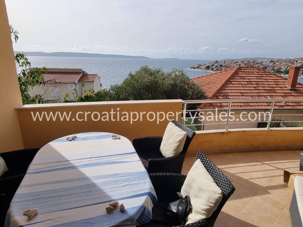 Trogir/Ciovo apartment for sale 4616